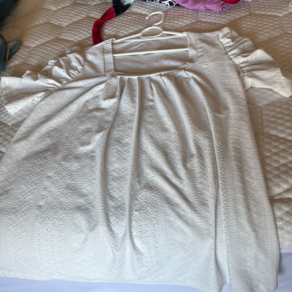 Women’s casual white shirt size L/XL
